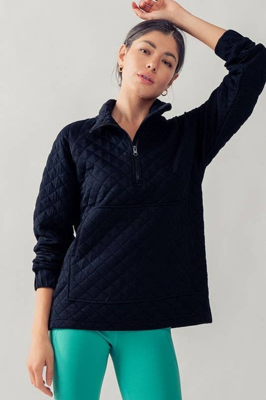 Tops Urban Daizy | Black Quilted Quarter Zip