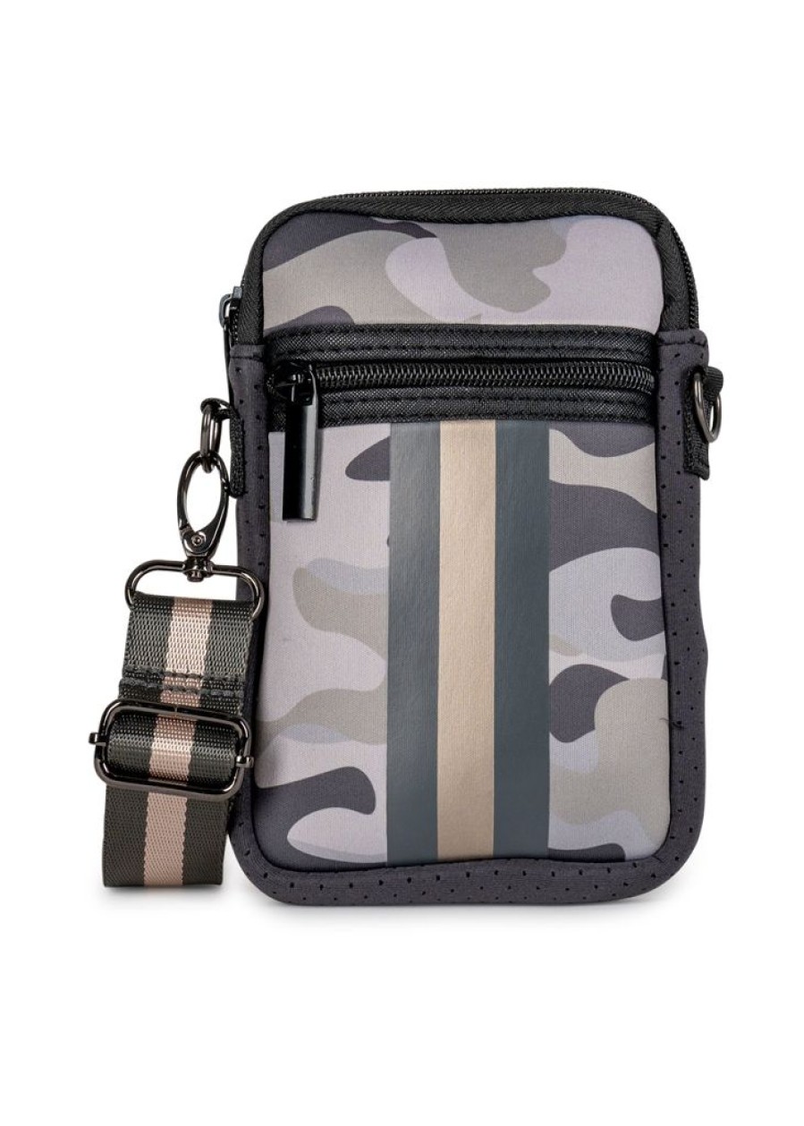 Bags Haute Shore | Casey Safari | Camo Cellphone Crossbody